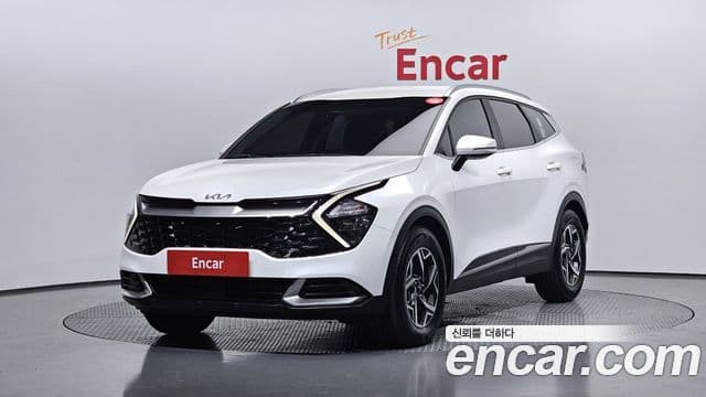 Kia Sportage 2023 — Фото 1/20