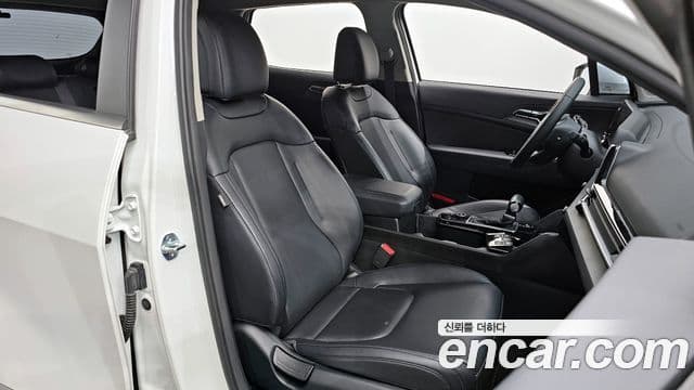 Kia Sportage 2023 — Фото 10/20