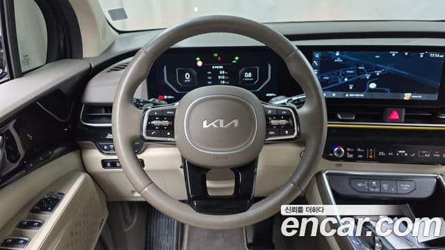 Kia Carnival 2024 — Şəkil 13/20