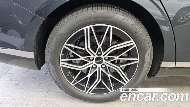 Genesis G90 2023 — фото 5 из 20
