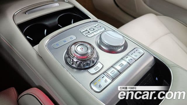 Genesis G90 2023 — фото 9 из 20