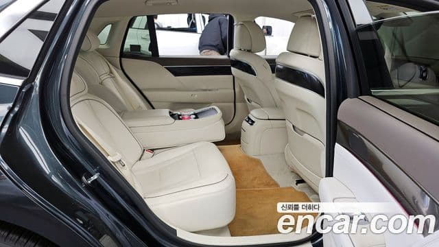 Genesis G90 2023 — ფოტო 12/20