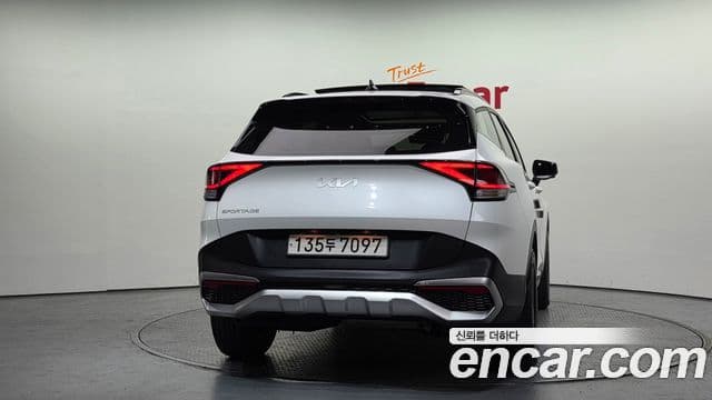 Kia Sportage 2021 — ფოტო 4/20