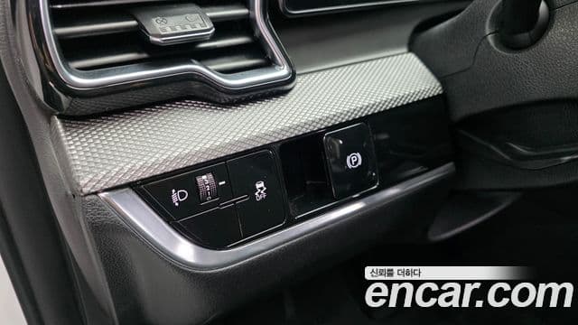 Kia Sportage 2021 — ფოტო 13/20