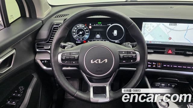 Kia Sportage 2021 — ფოტო 14/20