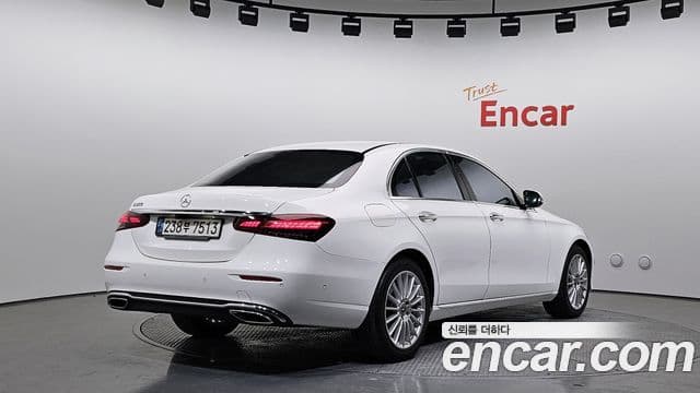Mercedes-Benz E-Class 2021 — Şəkil 2/20