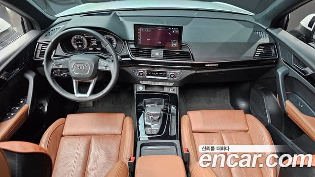 Audi Q5 2021 — ფოტო 6/20