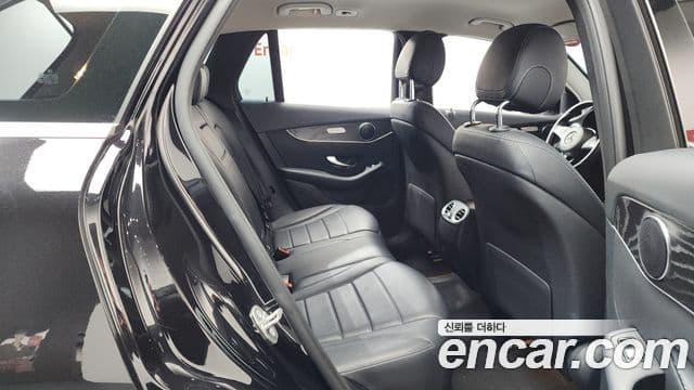 Mercedes-Benz GLC-Class 2019 — Şəkil 12/20
