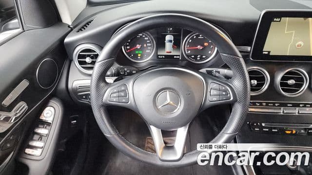 Mercedes-Benz GLC-Class 2019 — Şəkil 13/20