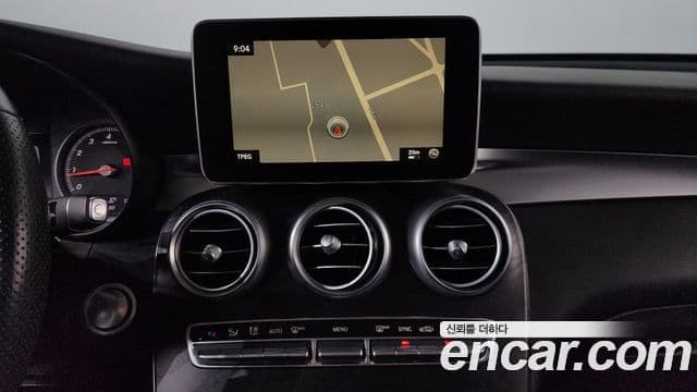 Mercedes-Benz GLC-Class 2019 — Şəkil 16/20
