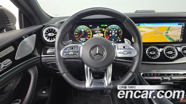 Mercedes-Benz AMG GT 2020 — ფოტო 13/20