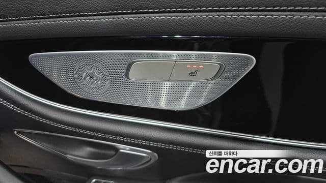 Mercedes-Benz AMG GT 2020 — ფოტო 19/20
