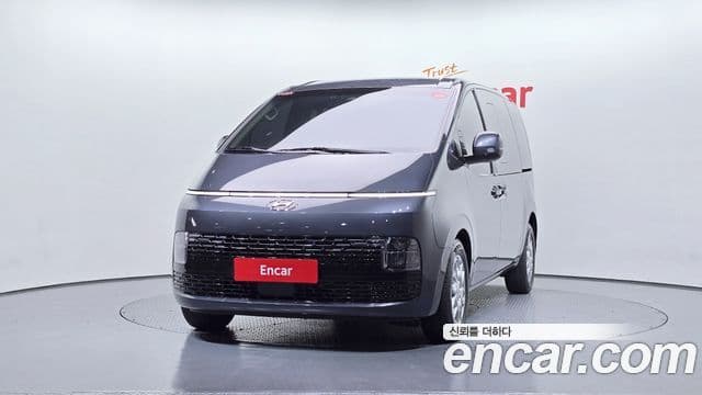 Hyundai Staria 2023 — ფოტო 3/20