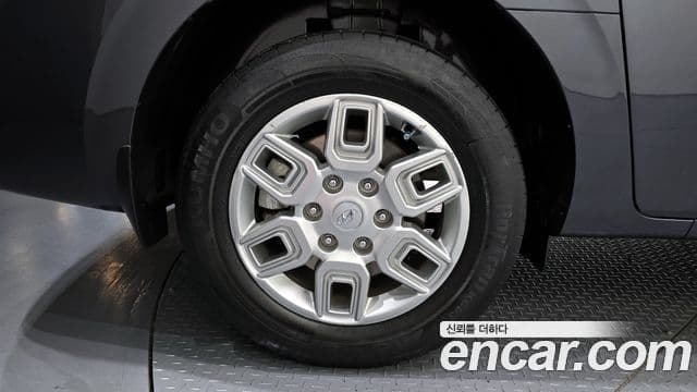 Hyundai Staria 2023 — фото 5 из 20