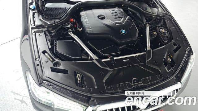 BMW 5 Series 2021 — ფოტო 6/20