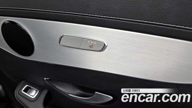 Mercedes-Benz GLC-Class 2022 — ფოტო 18/20