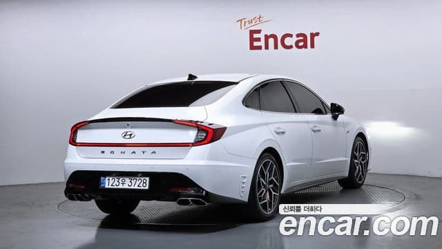 Hyundai Sonata Hybrid 2021 — ფოტო 10/20