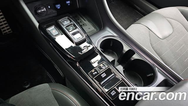 Hyundai Sonata Hybrid 2021 — ფოტო 6/20