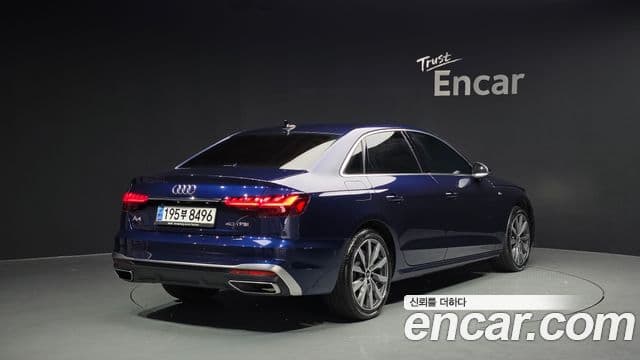 Audi A4 2023 — Фото 2/20