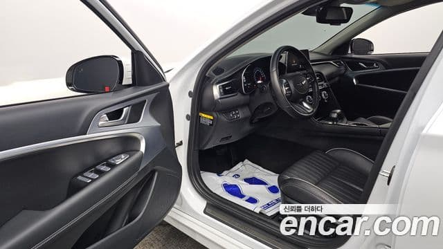 Genesis G70 2019 — ფოტო 20/20