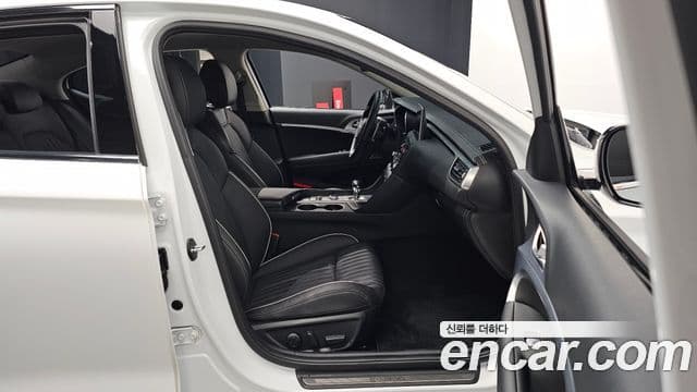 Genesis G70 2019 — ფოტო 6/20