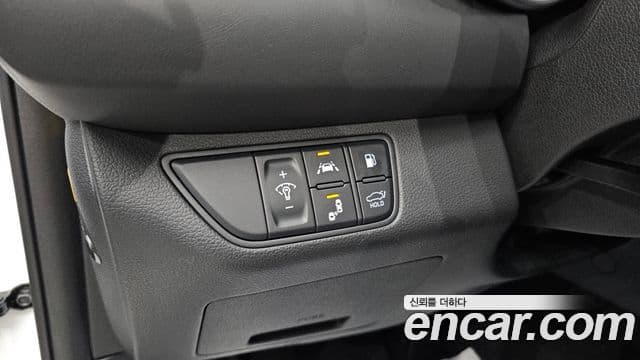 Genesis G70 2019 — ფოტო 14/20