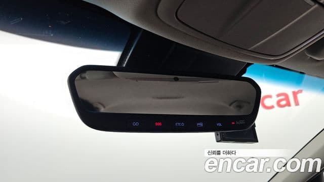 Genesis G70 2019 — ფოტო 13/20