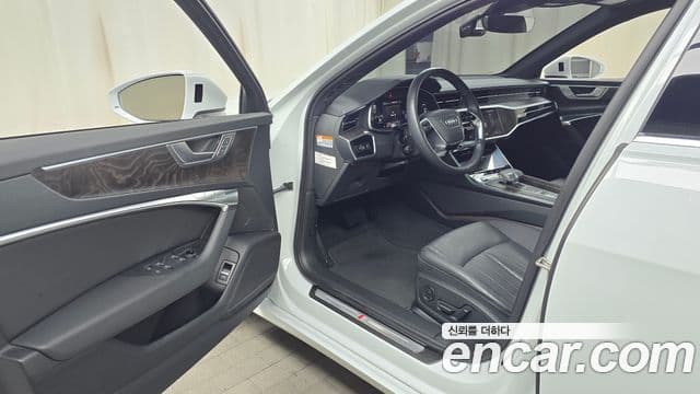 Audi A6 2022 — Şəkil 10/20