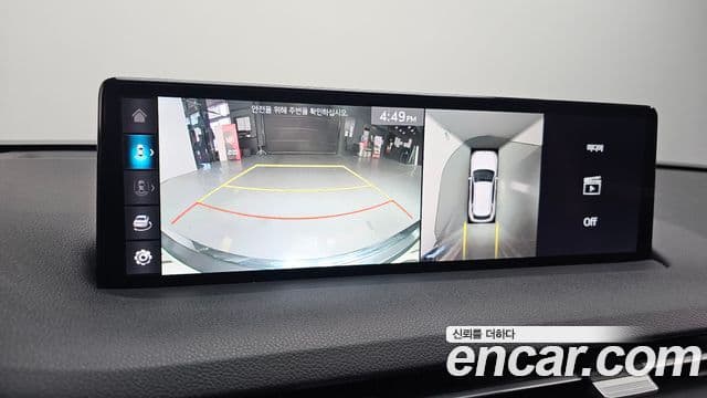 Genesis GV70 2021 — ფოტო 15/20