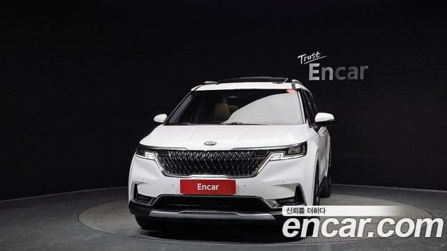 Kia Carnival 2020 — ფოტო 3/20