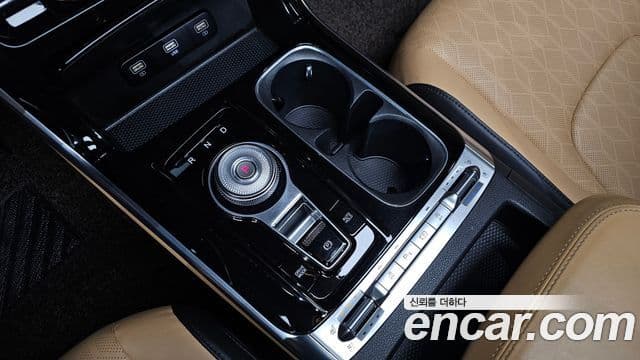 Kia Carnival 2020 — ფოტო 9/20