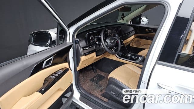 Kia Carnival 2020 — ფოტო 10/20