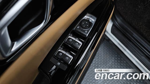 Kia Carnival 2020 — ფოტო 12/20