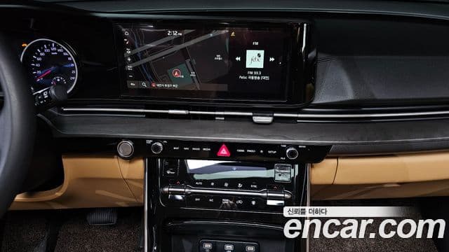 Kia Carnival 2020 — ფოტო 15/20