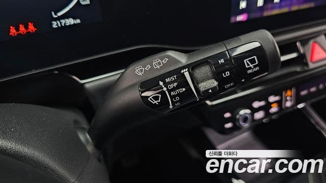 Kia Niro 2024 — Фото 18/20