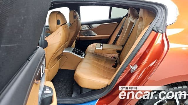 BMW 8 Series 2020 — Şəkil 12/20