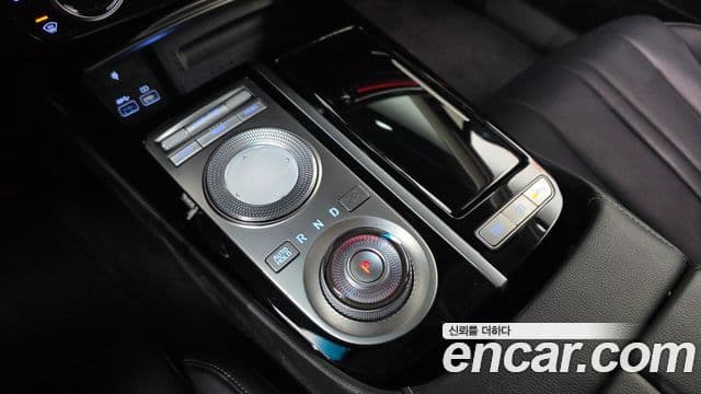Genesis Electrified G80 2021 — ფოტო 9/20