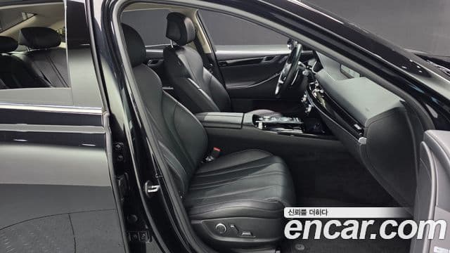 Genesis Electrified G80 2021 — ფოტო 10/20