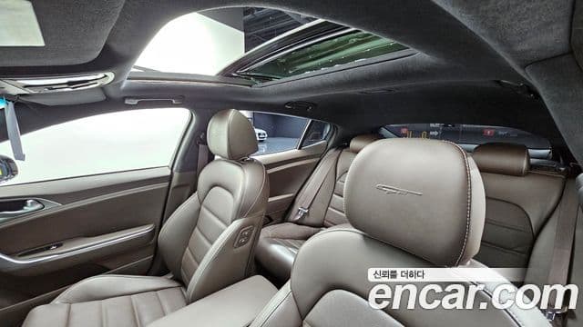 Kia Stinger 2019 — Şəkil 18/20