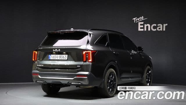 Kia Sorento 2023 — Şəkil 2/20