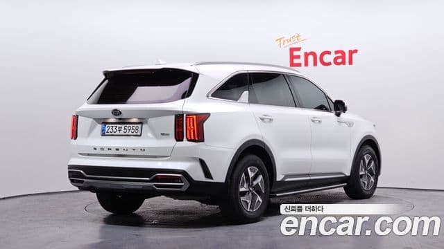 Kia Sorento 2020 — ფოტო 2/20