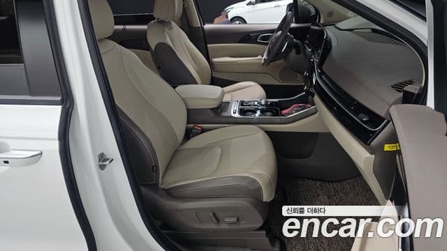 Kia Carnival 2024 — Şəkil 10/20