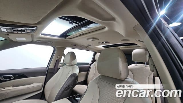 Kia Carnival 2024 — Şəkil 15/20
