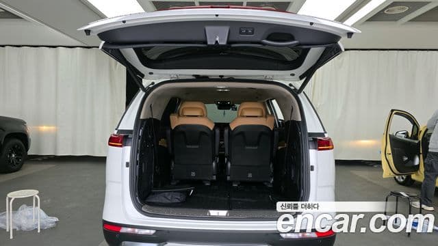 Kia Carnival 2021 — Şəkil 20/20