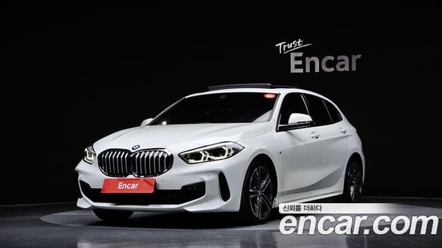 BMW 1 Series 2023 — Фото 1/20