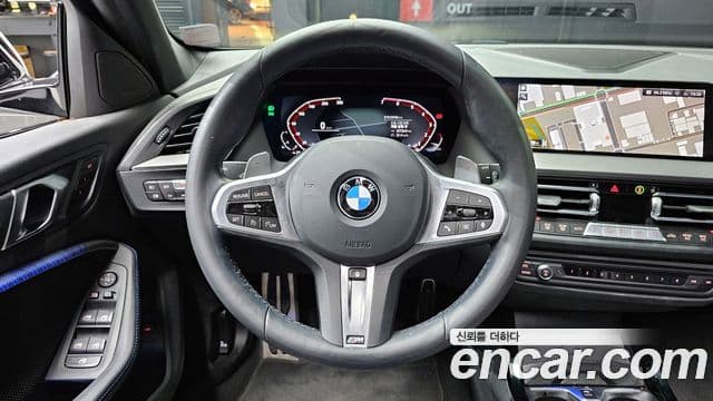 BMW 1 Series 2023 — Фото 13/20