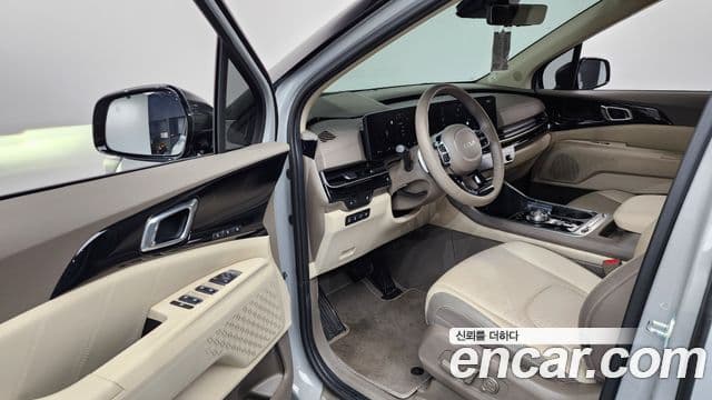 Kia Carnival 2024 — ფოტო 10/20
