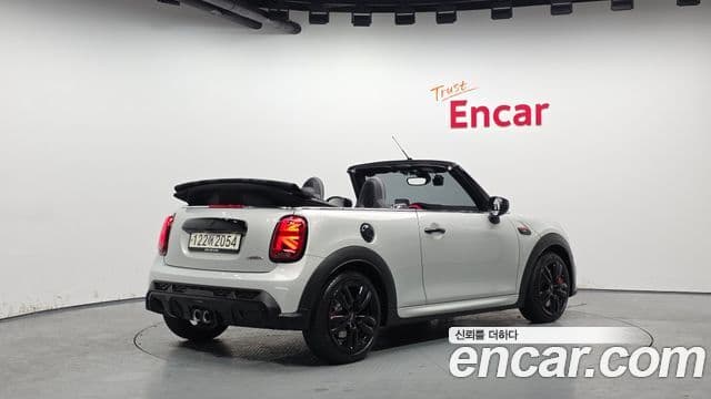 Mini Cooper S Convertible 2022 — ფოტო 2/20