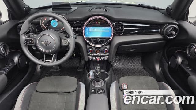 Mini Cooper S Convertible 2022 — ფოტო 7/20
