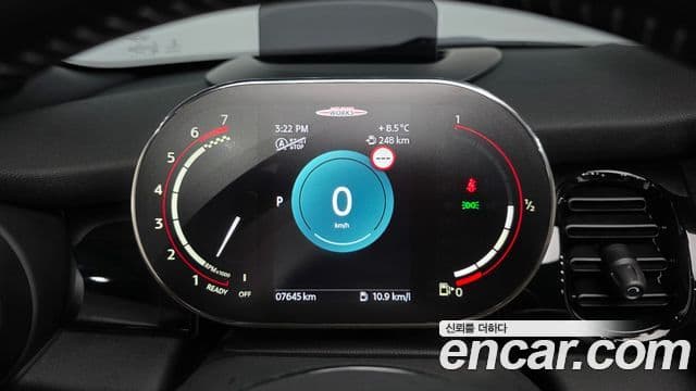 Mini Cooper S Convertible 2022 — ფოტო 8/20